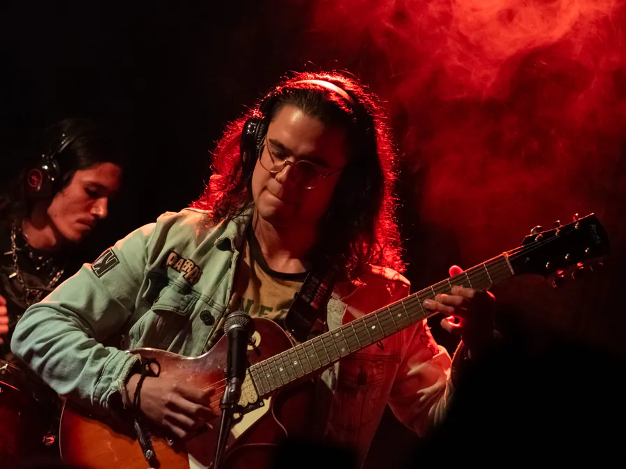 Estudiante de guitarra de Classicstone Music Center en Bogotá (3 de 8)